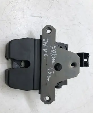 Ford Focus Tailgate/trunk/boot lock/catch/latch 8M51R442A66DA