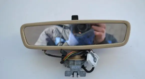 Mercedes-Benz ML W164 Rear view mirror (interior) E1010696
