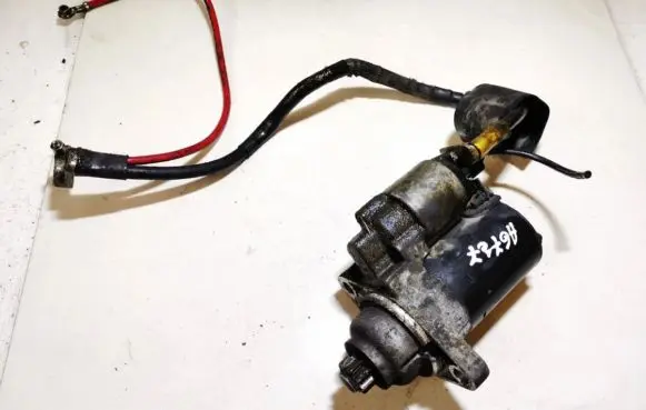 Volkswagen Golf V Starter motor 0001120408 409