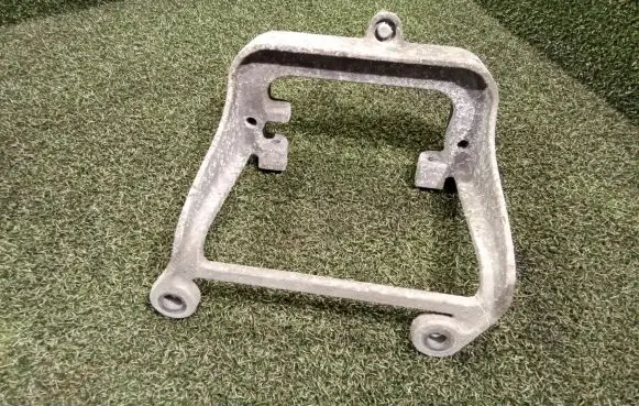 Opel Movano B Gearbox mount 112225095R