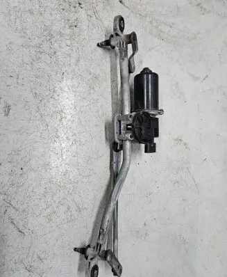 Mazda 3 I Front wiper linkage and motor F0052S2698 BN8V6737XA