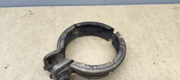Mercedes-Benz C W205 Muffler pipe connector clamp A0009958902