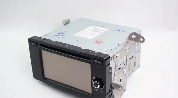 Radio/CD/DVD/GPS head unit