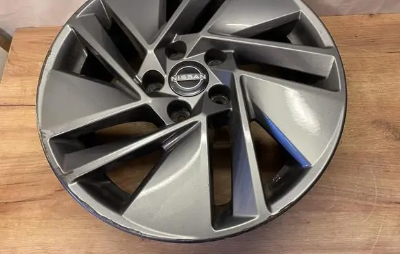 Nissan Qashqai J12 R17 alloy rim MA156UA2A