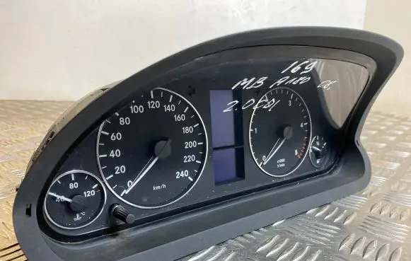 Mercedes-Benz A W169 Speedometer (instrument cluster) A1695400848 0263643246 A1695407211