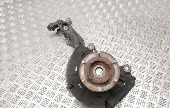 Ford Ranger Front wheel hub JB3C3K171BDE