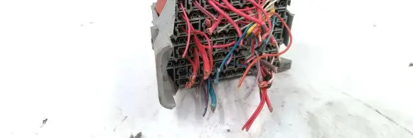 Volvo XC70 Fuse module 9162439