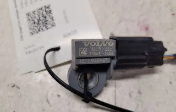 Volvo V40 Airbag deployment crash/impact sensor 31387312
