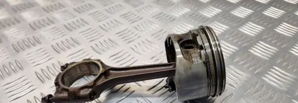 Opel Meriva A Piston with connecting rod