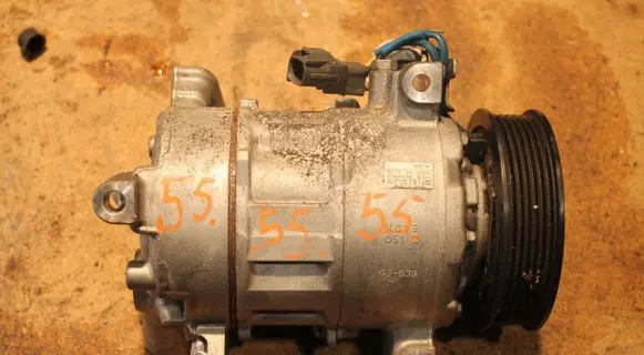 Seat Toledo I (1L) Air conditioning (A/C) compressor (pump) 820803