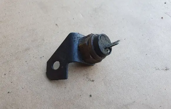 Volkswagen Golf II Sensor 191919521B