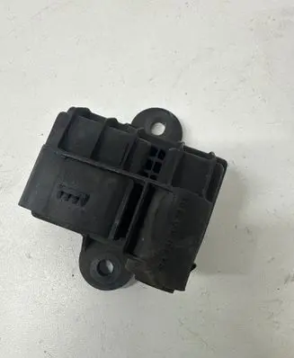 Mercedes-Benz A W176 Glow plug pre-heat relay A6519002203