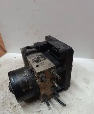 Volkswagen Golf IV ABS Pump 1J0907379H HMS8F08G56 5WK8475