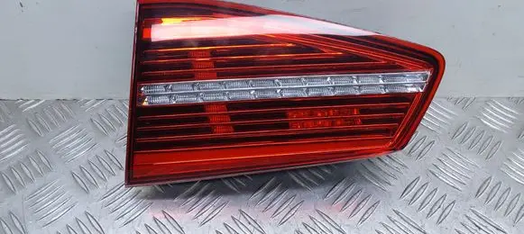 Volkswagen PASSAT B8 Tailgate rear/tail lights 3G9945308A