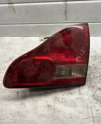 Toyota Avensis Verso Rear/tail lights 4441