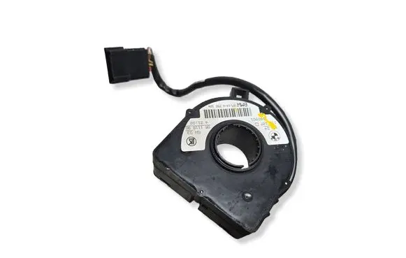 BMW 5 E39 Steering angle sensor 37146750126 05111590