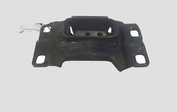 Skoda Octavia Mk2 (1Z) Engine mount bracket