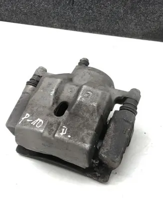 Toyota Prius (XW30) Front brake caliper