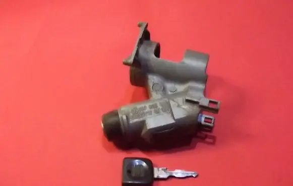 Seat Toledo I (1L) Ignition lock 357905851 KLO37046