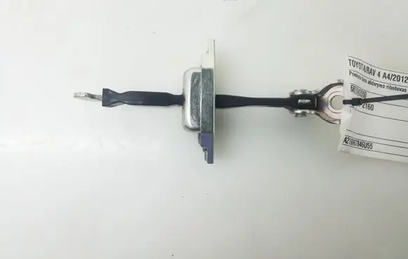 Toyota RAV 4 (XA40) Front door check strap stopper 6861042050