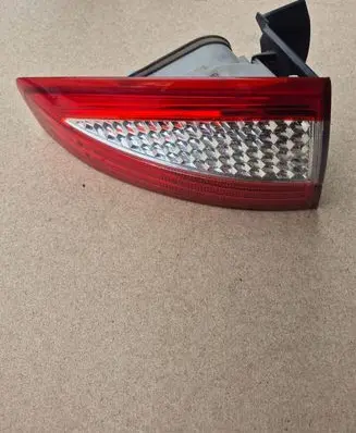 Ford Mondeo MK IV Rear/tail lights 7S7113405A