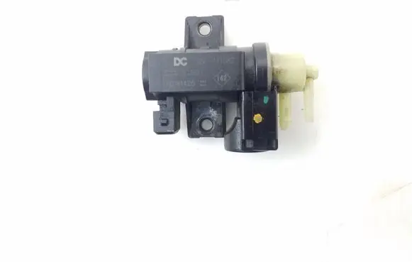 Mercedes-Benz Vito Viano W447 Turbo solenoid valve A6071530028