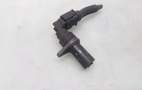 BMW 5 E39 Crankshaft position sensor 2247926