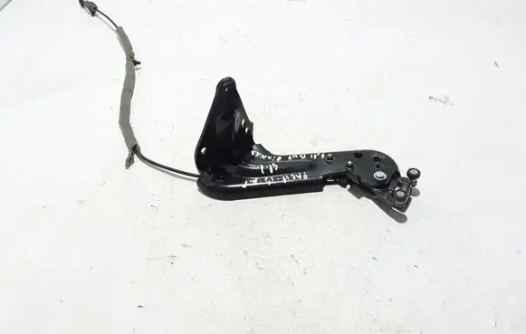 Chrysler Pacifica Sliding door lower roller guide/hinge 68185997AA
