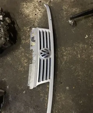Volkswagen Sharan Dash center air vent grill
