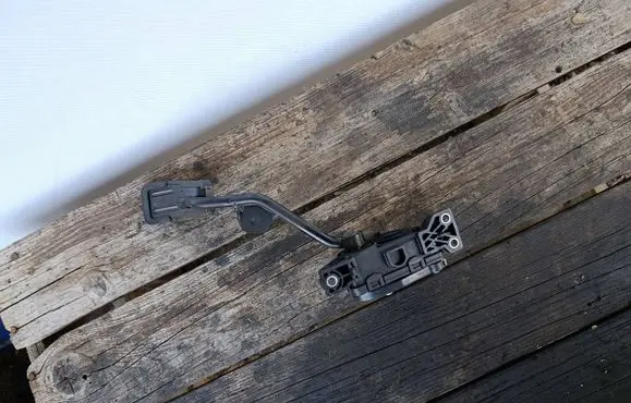 Audi A4 S4 B6 8E 8H Accelerator throttle pedal 8E2721523C 6PV00177033