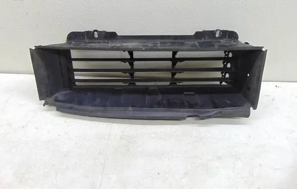 Dacia Sandero III Intercooler air guide/duct channel 214F66342R