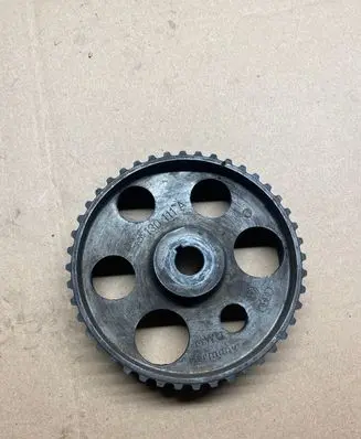 Volkswagen PASSAT B5 Fuel pump gear (pulley) 028130111A