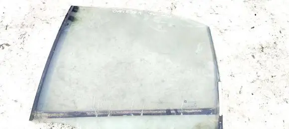 Opel Omega A Rear door window glass