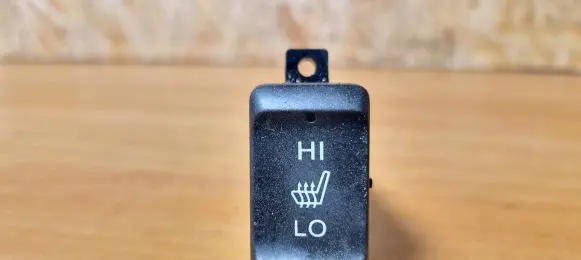 Honda Accord Seat heating switch M22831