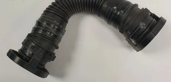 Porsche Cayenne (92A) Turbo air intake inlet pipe/hose