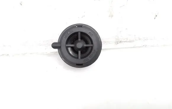 Front door high frequency speaker