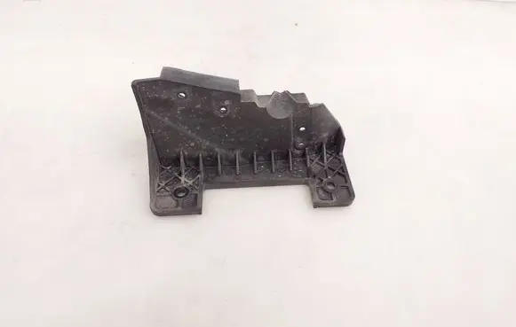KIA Soul Headlight/headlamp mounting bracket 