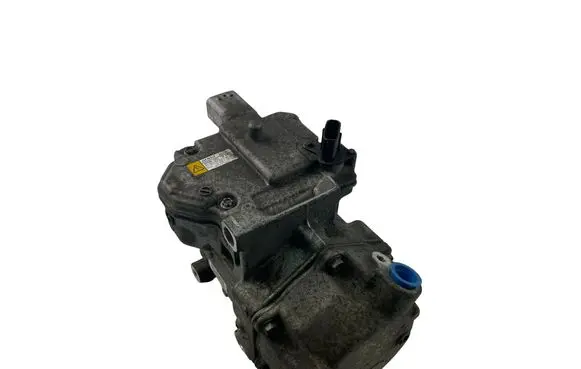 Toyota Auris E180 Air conditioning (A/C) compressor (pump) 0422001032