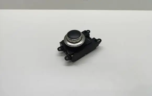 BMW 5 E60 E61 Head unit multimedia control 6963051