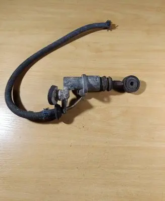 Audi A4 S4 B5 8D Clutch master cylinder 8D2721401