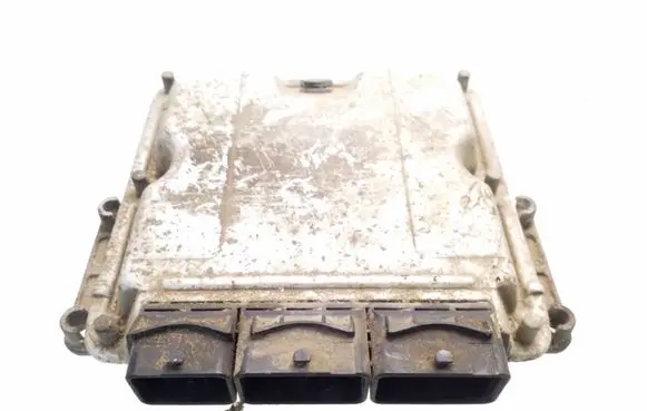 Renault Laguna I Engine control unit/module 0281001997 28FM0230 000704