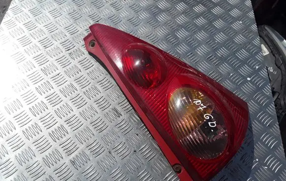Peugeot 107 Rear/tail lights