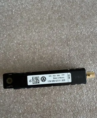 Volkswagen Jetta USA Aerial antenna amplifier 17A035577F
