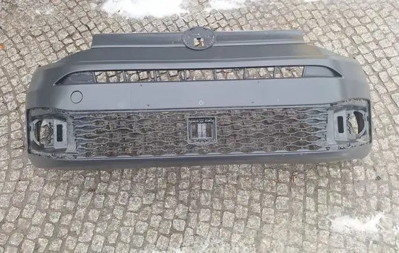 Volkswagen Caddy Front bumper 2k7807221