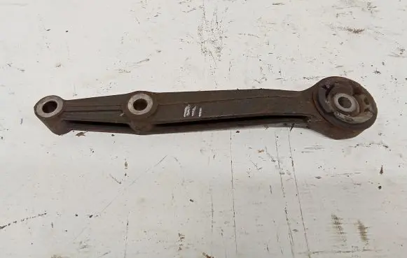 Toyota Hilux (AN120, AN130) Front differential bracket 