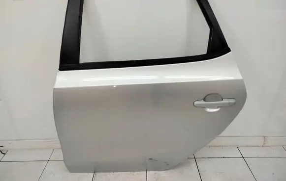 Hyundai i30 Rear door 