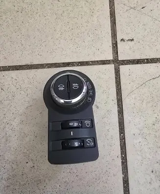 Opel Insignia A Light switch 23197914