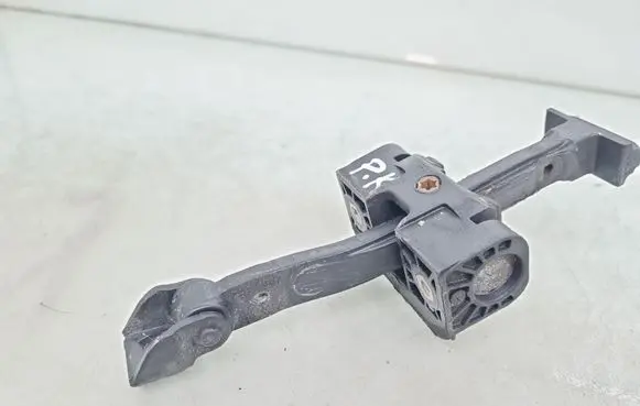 BMW 7 G11 G12 Front door check strap stopper 7335907
