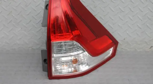 Honda CR-V Rear/tail lights LAMPA-PT-DOL
