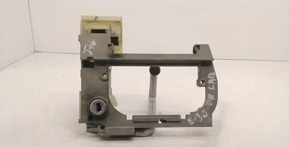BMW 5 E39 Front door exterior handle/bracket 